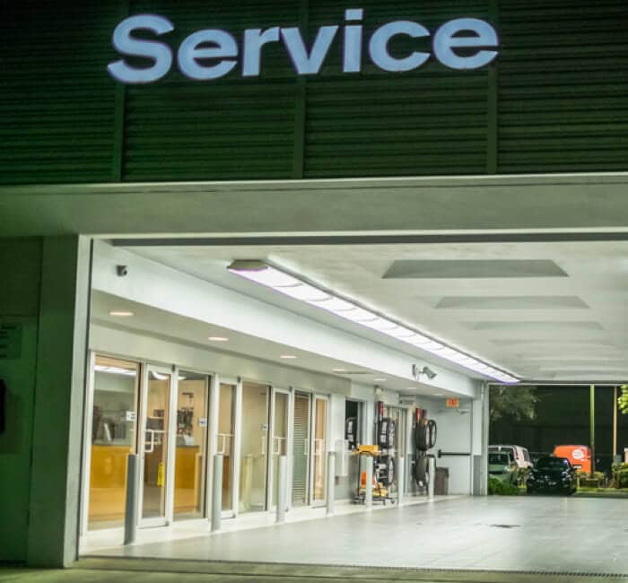 Car service building Car service building