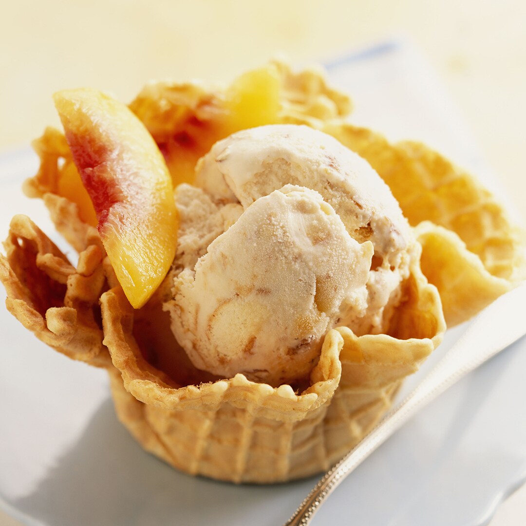 Caramel and Peach Ice Cream Caramel and Peach Ice Cream