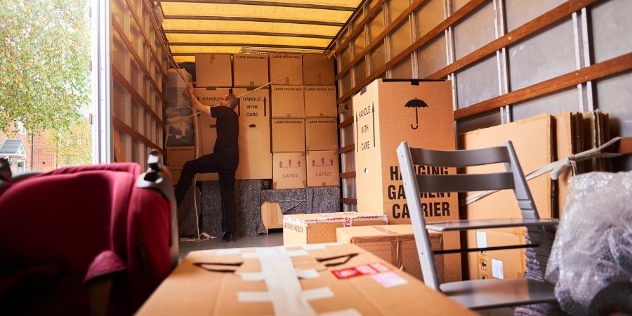 What to Know About Using Storage Containers When You Move