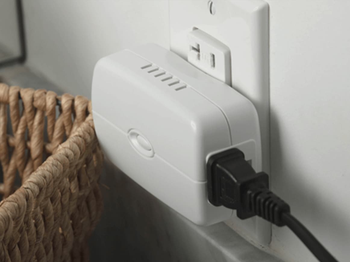 Decora Smart Plug-in Outlet with Z-Wave Plus Technology, DZPA1-2BW - 5 –  Leviton