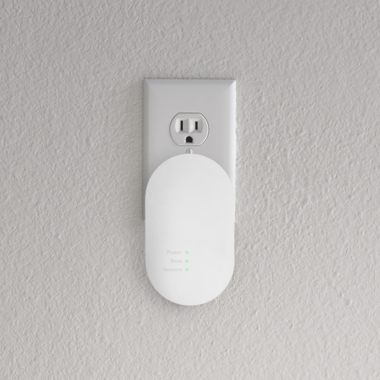 Alarm Range Extender plugged in