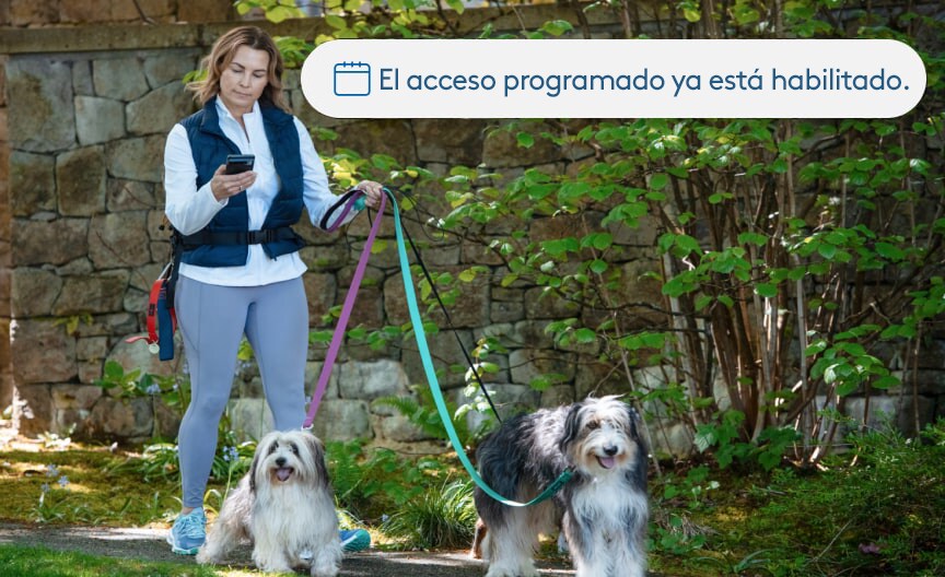 El paseador de perros recibe acceso a la casa de una persona a través de Trusted Neighbor.